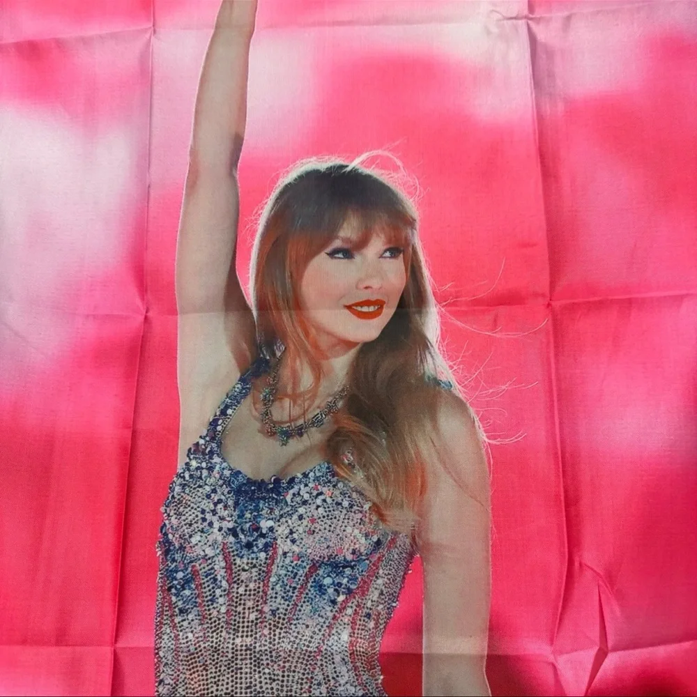 NWT Taylor‎ Swift The Eras Tour 3x5’ Tapestry